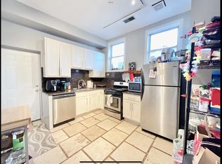 2924 N Racine Ave #2, Chicago, IL 60657