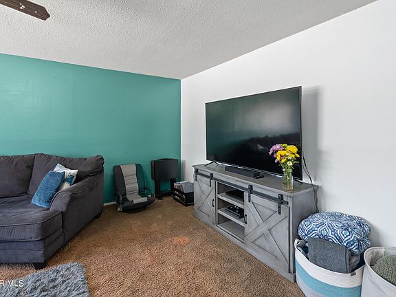 5th image of 9564 Japonica St