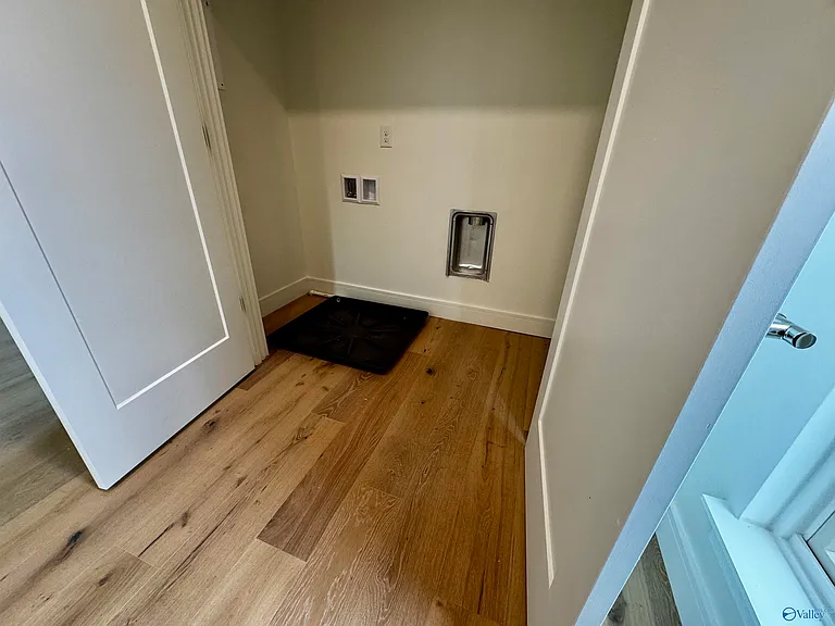 230 Washington St — Photo 41