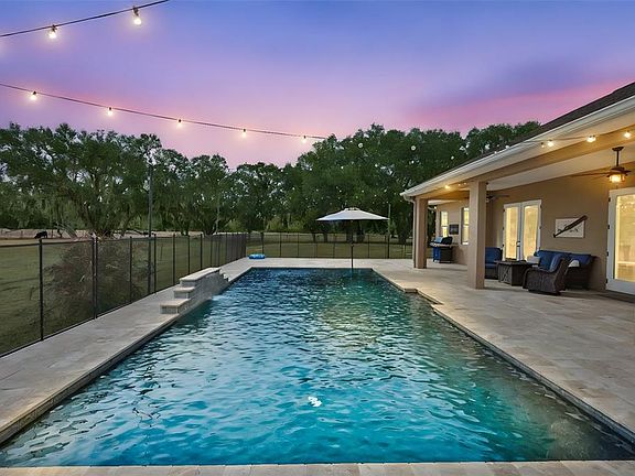 2nd image of 7510 Lithia Pinecrest Rd