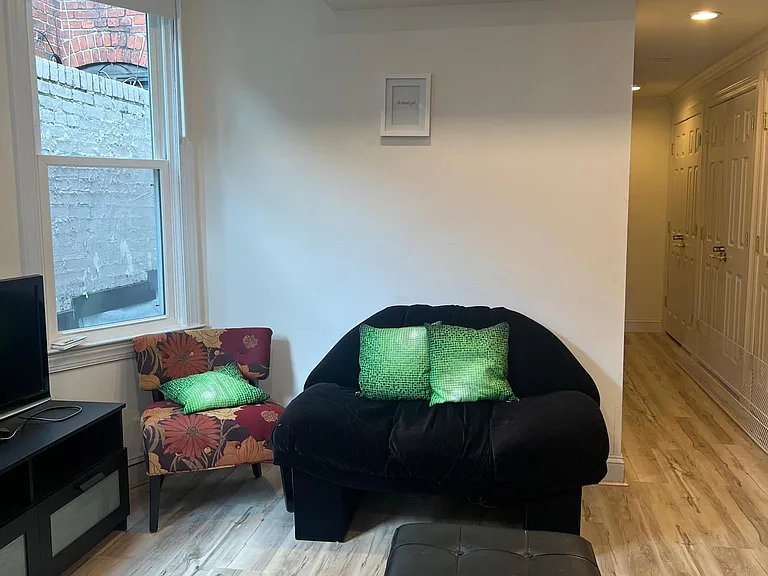 Level 2
Living area