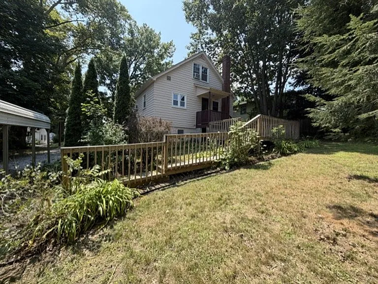 433 Allenford St — Photo 21