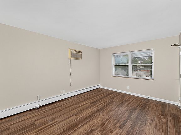 2nd image of 1275 Sunset Ave #3