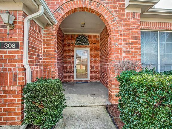 3rd image of 308 Park Forest Ct