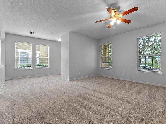 4th image of 10252 Lake District Ln