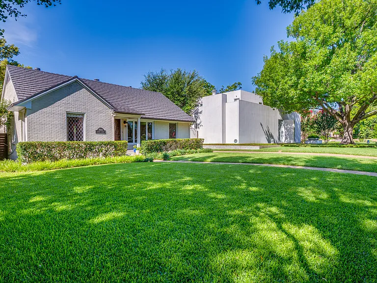 Front Yard