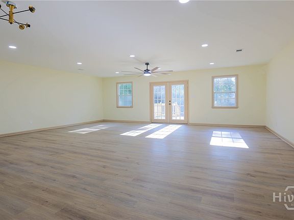 3rd image of 5410 Waters Drive
