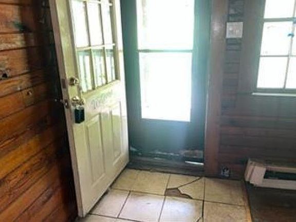 5th image of 77 Johnson Hollow Rd W