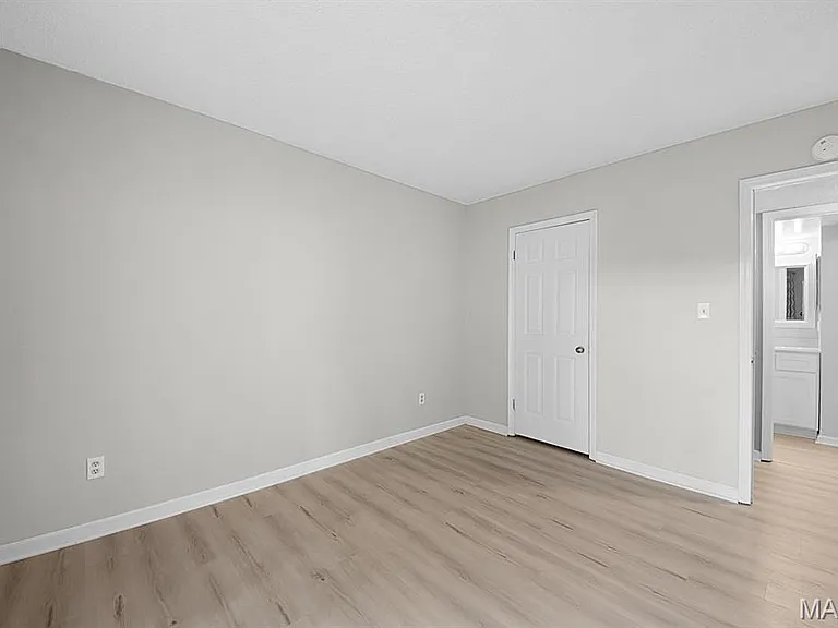 8912 Cardinal Ter — Photo 20