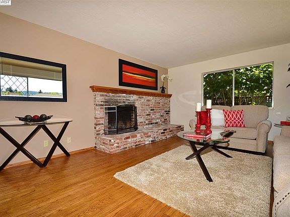 5th image of 4813 Morwood Dr
