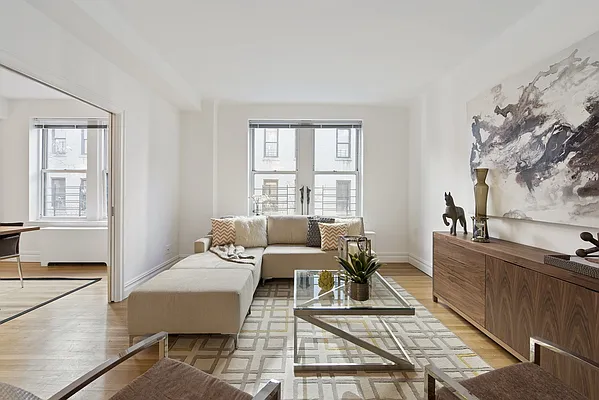 Sold by Nest Seekers International | media 13