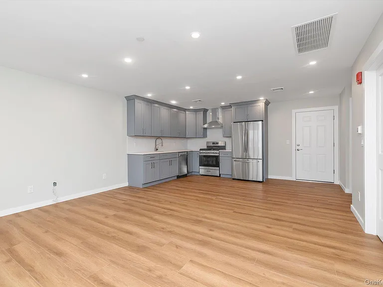 62 South St — Photo 6