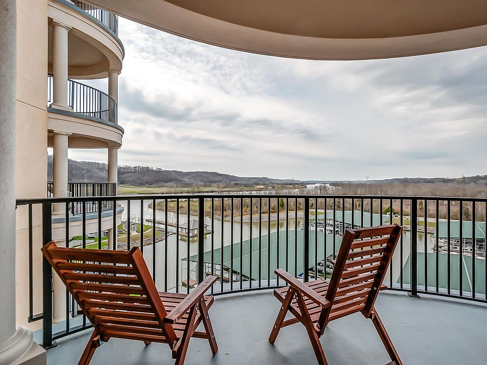 1st image of 400 Warioto Way APT 702