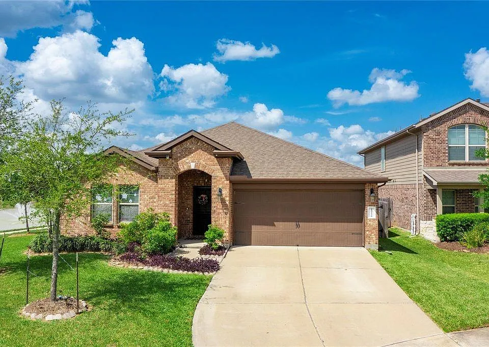 18226 Mulberry Spring Cir