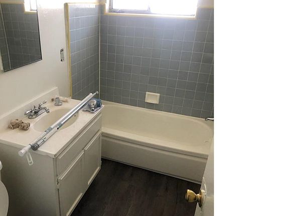 5th image of 4001 Coco Ave #18