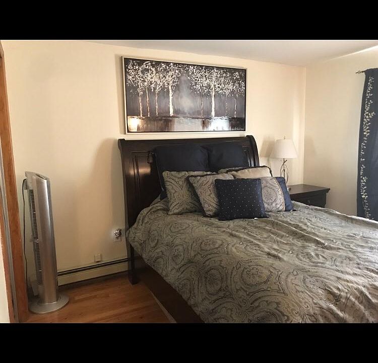 1st image of 28 Peare Pl