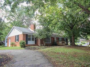 2100 Forest Dr, Waynesboro, VA 22980