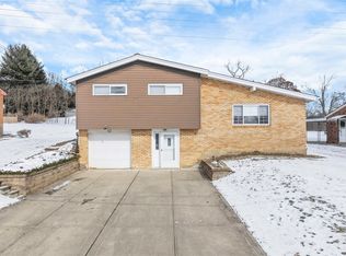 305 Governor Dr, Allison Park, PA 15101