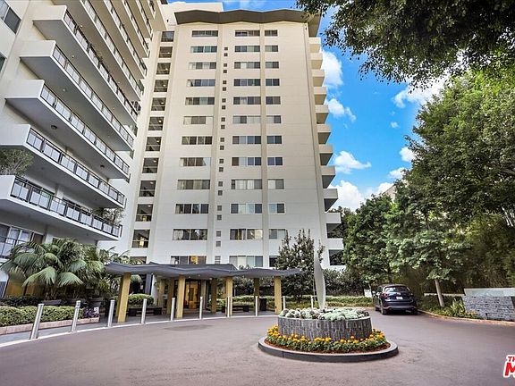 4th image of 1155 N La Cienega Blvd APT 411