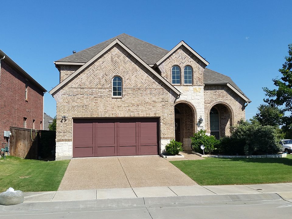 1st image of 2500 Lincolnshire Ln