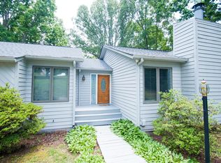 45 Travers Cir, Moneta, VA 24121