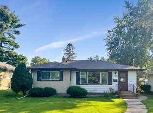 1520 Upper Afton Rd, Saint Paul, MN 55106