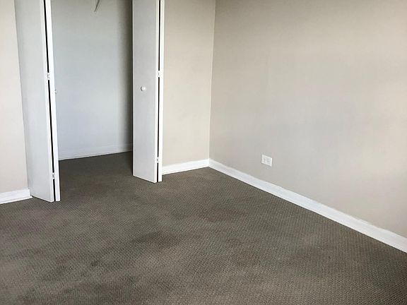 5th image of 4300 W Fullerton Ave Ste 3