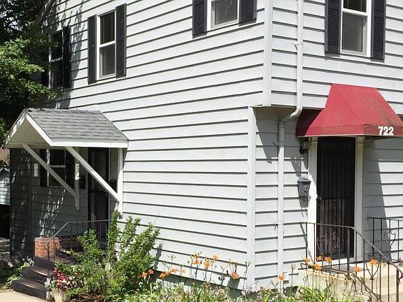 2nd image of 722 Kenwood St