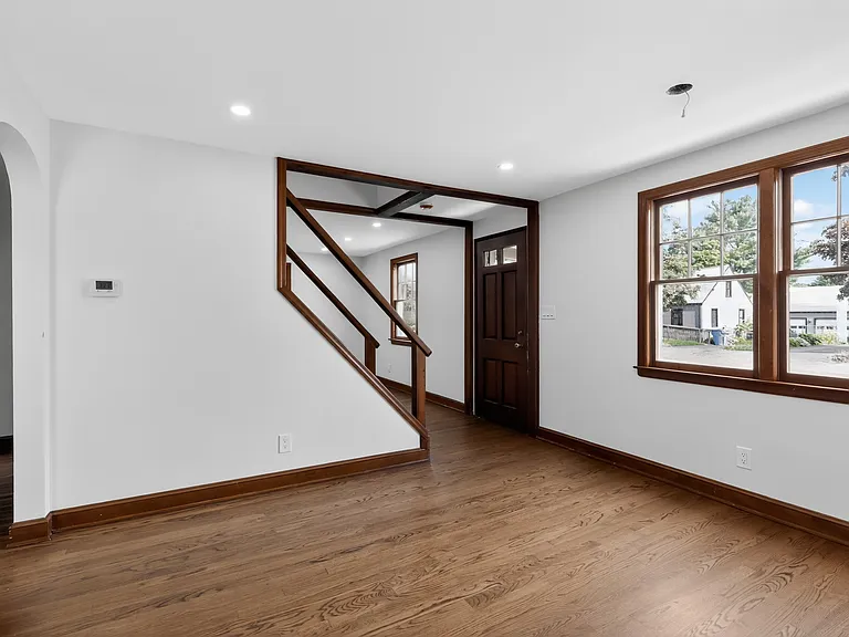 30 Jarvis Rd — Photo 16
