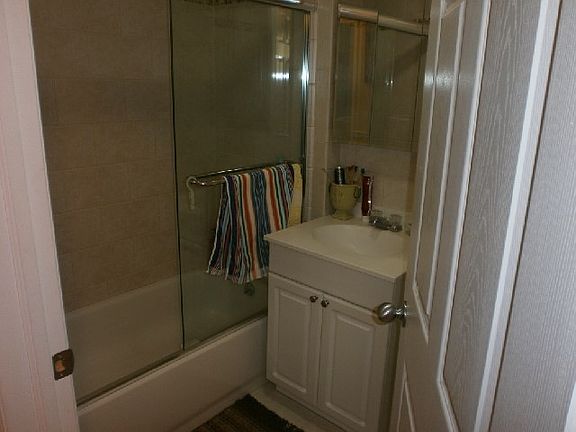 5th image of 1830 Bath Ave
