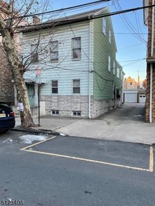 86 Congress St #2, Newark, NJ, 07105