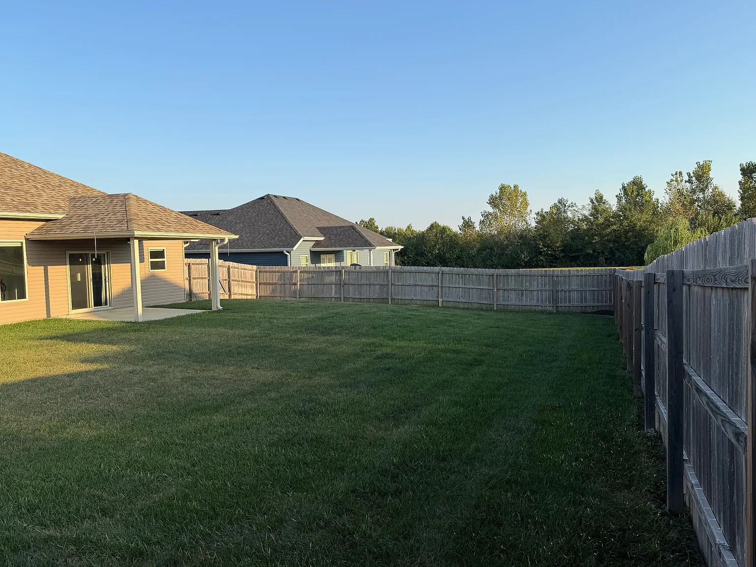 3 bed, 1525 sqft, $2,000 — Photo 3