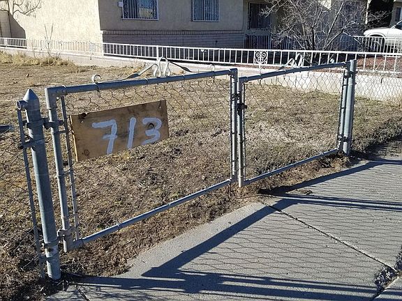 3rd image of 713 Dolores Dr NW