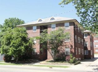 308 1st St APT 10, Jackson, MI 49201