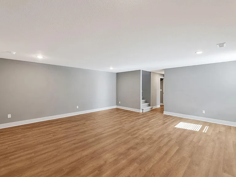 4625 S Doris Ct — Photo 29