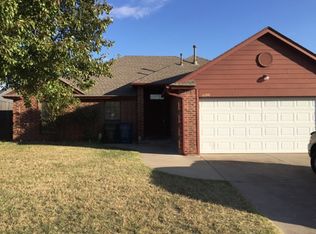 11541 Carlton Ct, Midwest City, OK 73130