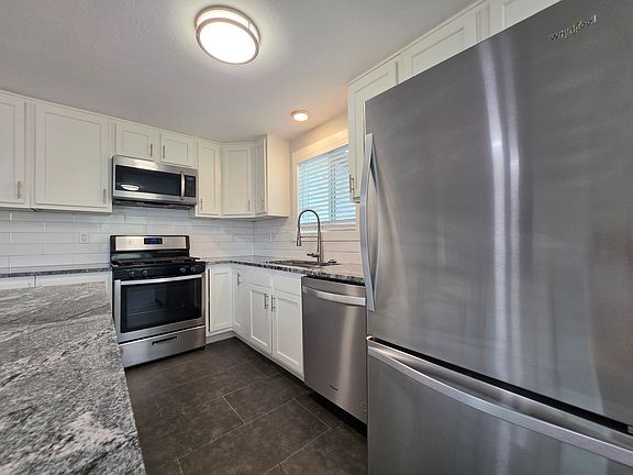 3rd image of 4470 W 109th Pl