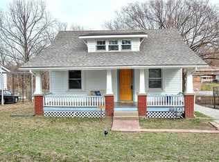 1517 Appleton Ave, Independence, MO 64052