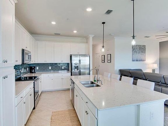 3rd image of 17520 Gawthrop Dr #402