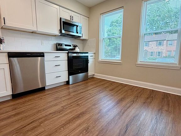 5th image of 55 Providence Ave