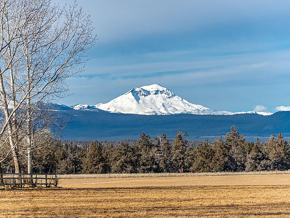 3rd image of 18870 Couch Market Rd
