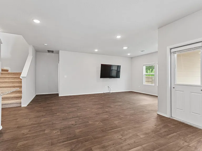 13508 Tai Londo Dr — Photo 4