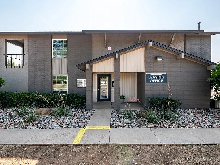 ReNew Highland Park — Photo 18
