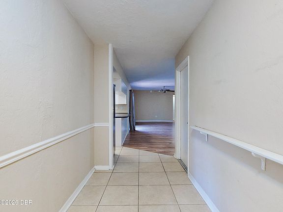 3rd image of 702 Ichabod Ct