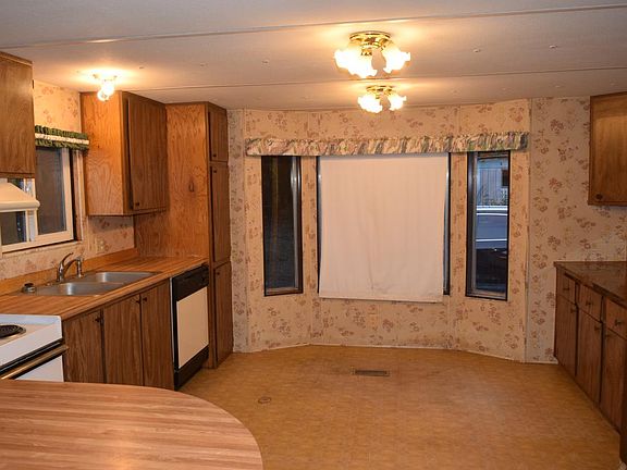 3rd image of 2433 73rd Ave SW Unit B
