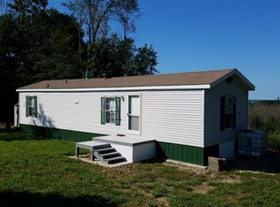 7438 N Lakeshore Rd, Port Hope, MI 48468