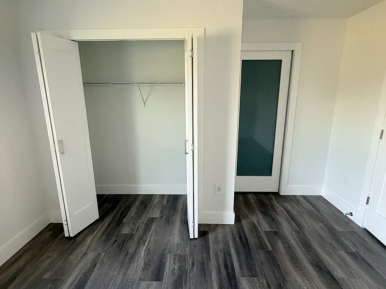7016 Golf Club Dr — Photo 13
