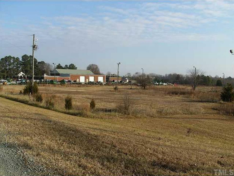 2nd image of 3761 Durham Rd