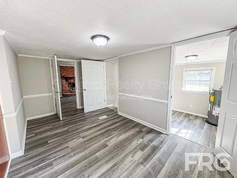 610 3rd St — Photo 24