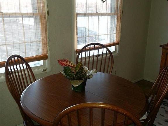 4th image of 7405 Kingston Ct